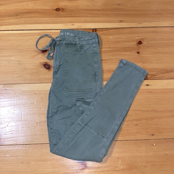 American Eagle Outfitters Denim - American Eagle super stretch hi-rise cargo jegging
